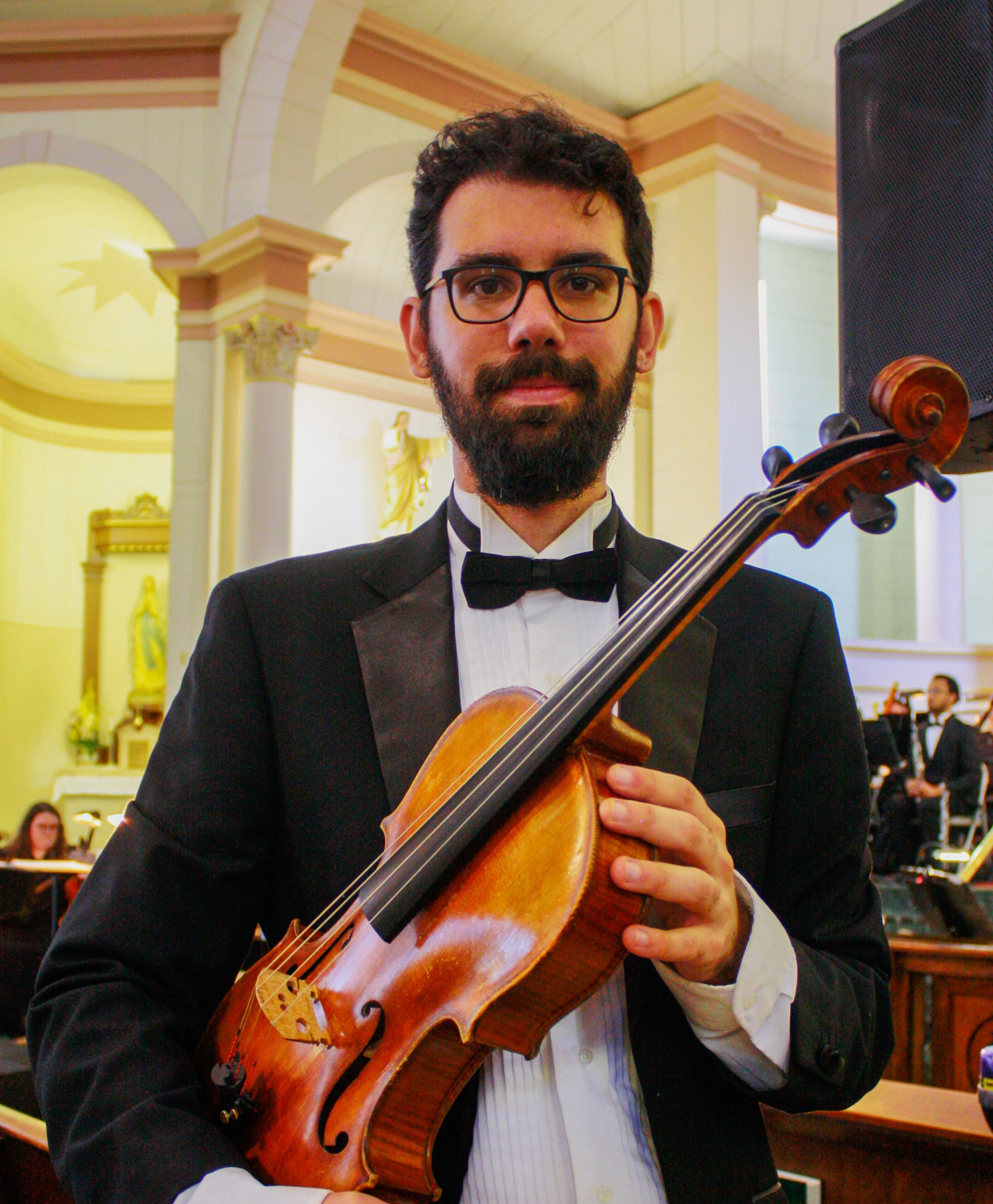 Roberto Mochetti in a tuxedo for an orchestra performance